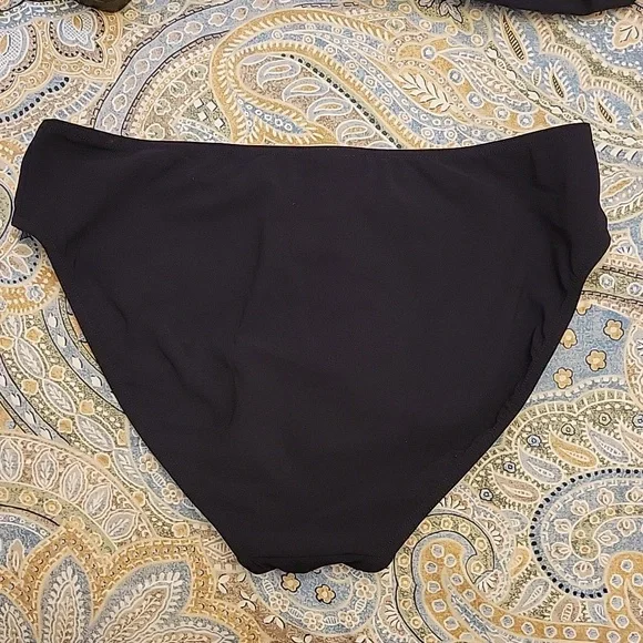 Bathing suit - Picture 7 of 12